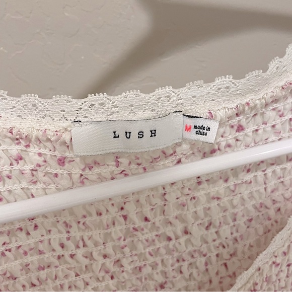 Floral Lush shirt! - Picture 2 of 3